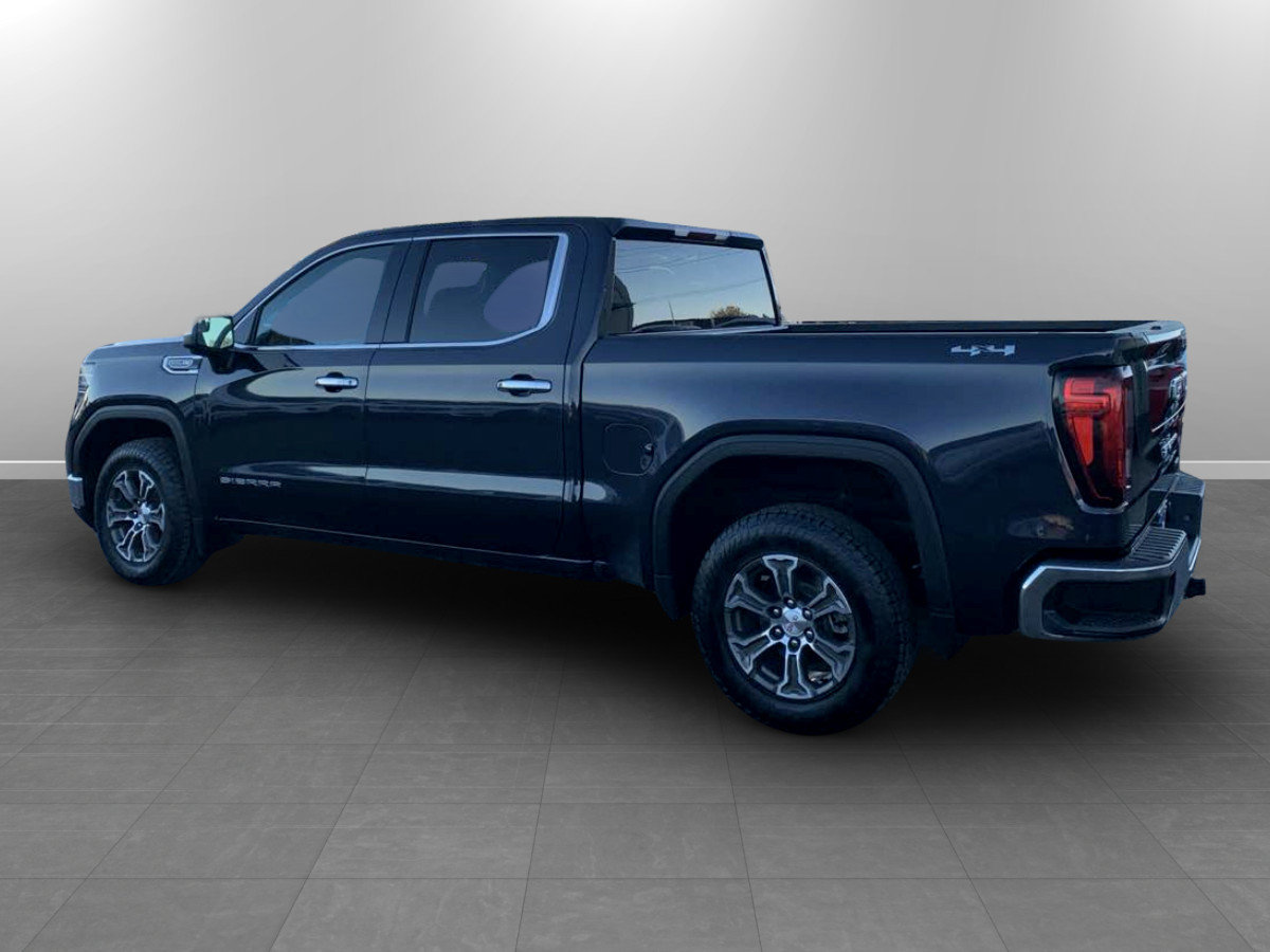 Used 2025 GMC Sierra 1500 SLT AWD/4WD image 5