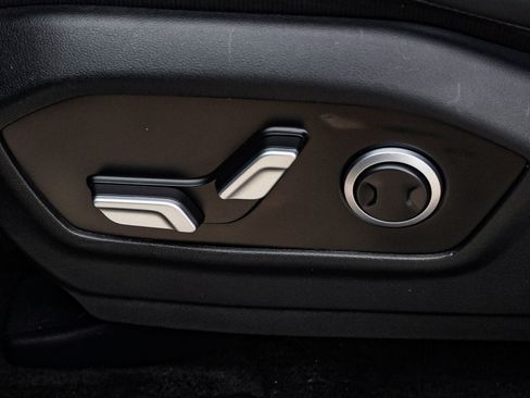 Used 2025 Hyundai Santa Fe SEL AWD/4WD image 17