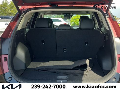 Certified 2023 Kia Sportage SX FWD image 10