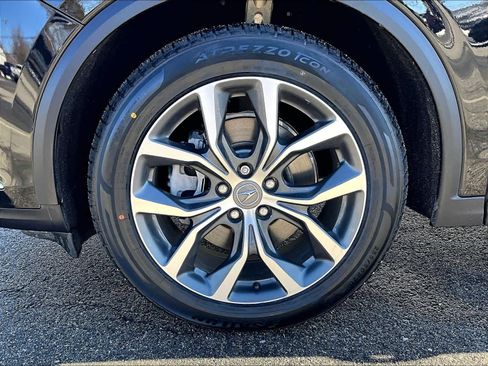 Used 2023 Acura MDX SH-AWD w/ Technology Package image 7