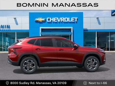 New 2026 Chevrolet Trax LT FWD image 6