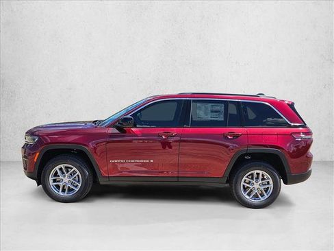 New 2025 Jeep Grand Cherokee Laredo X image 8