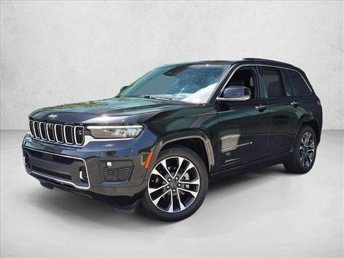 Used 2023 Jeep Grand Cherokee Overland w/ Adv Protech Group III AWD/4WD image 1