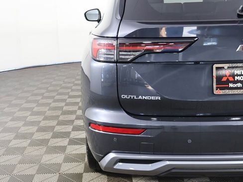 New 2025 Mitsubishi Outlander SEL image 19