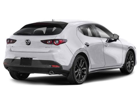 Used 2022 MAZDA MAZDA3 s FWD image 2