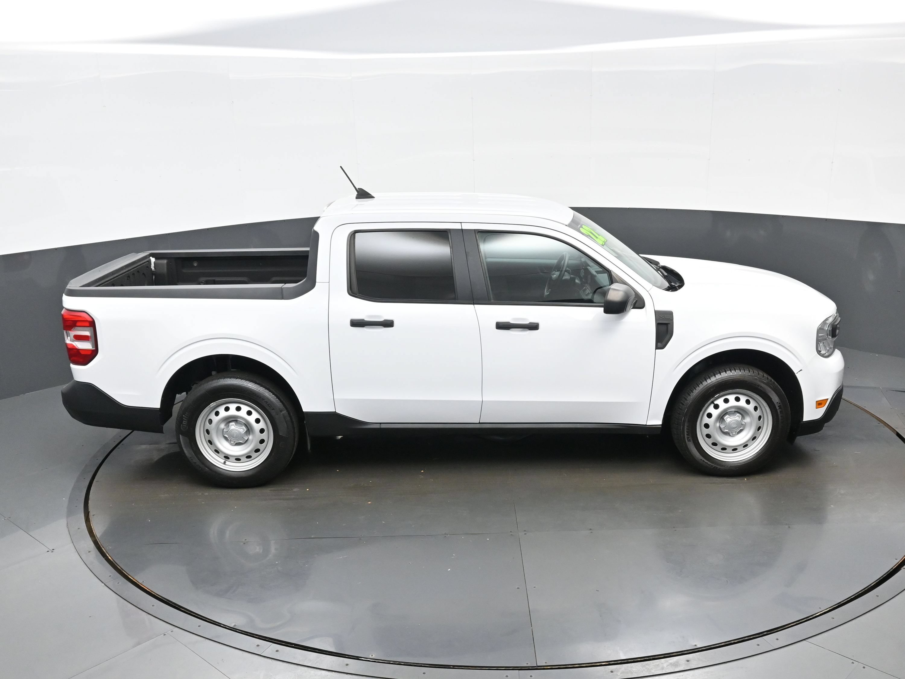Used 2022 Ford Maverick XL w/ Equipment Group 100A Standard AWD/4WD image 36