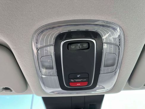 Used 2025 Hyundai Kona SEL AWD/4WD image 24