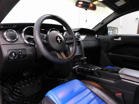 Used 2009 Ford Mustang Coupe image 32