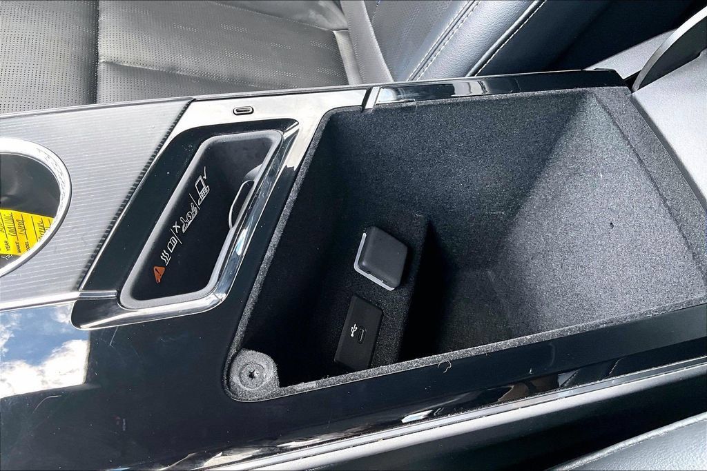 Certified 2024 Cadillac Lyriq Sport AWD/4WD image 16
