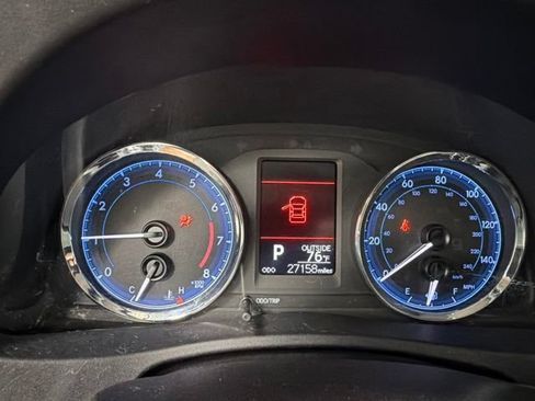 Used 2017 Toyota Corolla LE FWD image 26