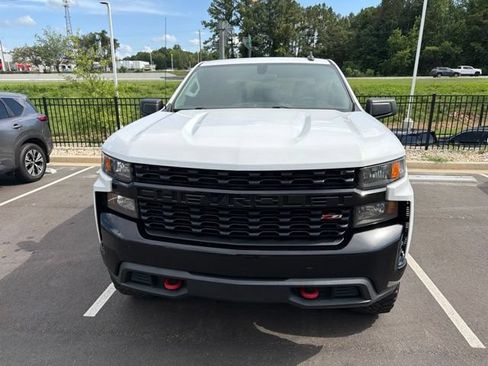 Used 2021 Chevrolet Silverado 1500 Custom Trail Boss w/ LPO, Dark Essentials Package AWD/4WD image 4