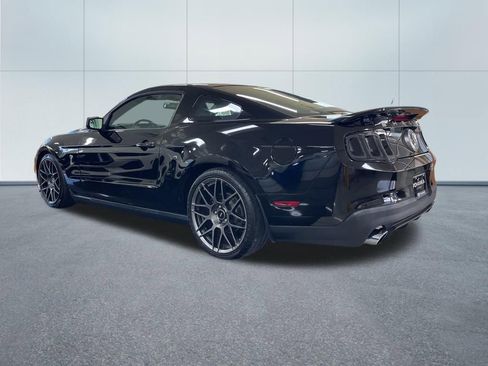 Used 2012 Ford Mustang Shelby GT500 w/ SVT Performance Pkg image 6