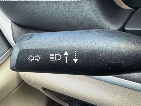 Used 2024 Jeep Grand Cherokee Limited w/ Trailer Tow Package image 23