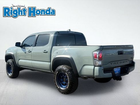Used 2023 Toyota Tacoma TRD Off-Road w/ Advanced Technology Package AWD/4WD image 4