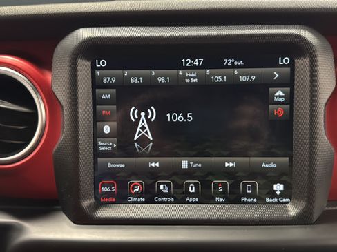 Used 2020 Jeep Wrangler Unlimited Rubicon AWD/4WD image 29