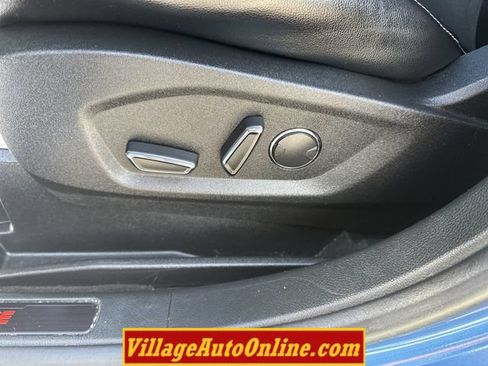 Used 2019 Ford Edge ST w/ Equipment Group 401A AWD/4WD image 16