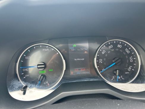Used 2022 Toyota RAV4 SE w/ Convenience Package AWD/4WD image 14
