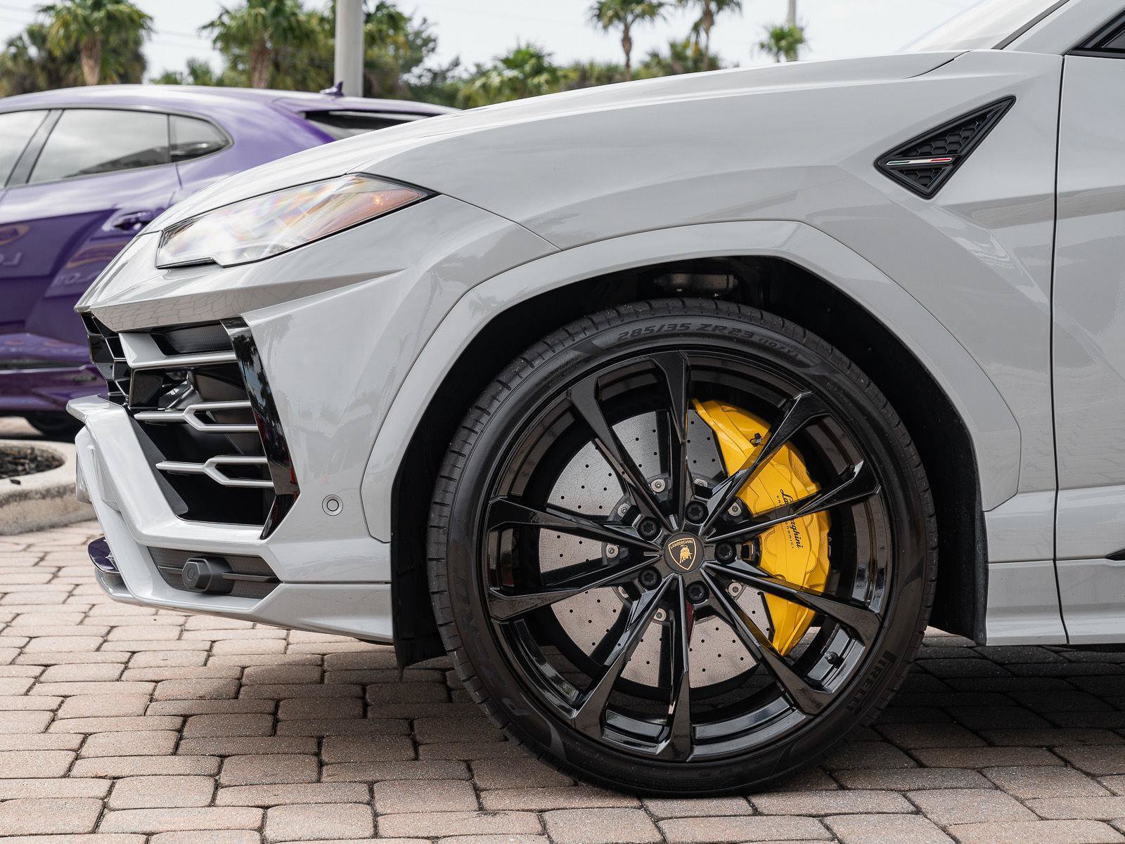 Used 2022 Lamborghini Urus AWD/4WD image 21