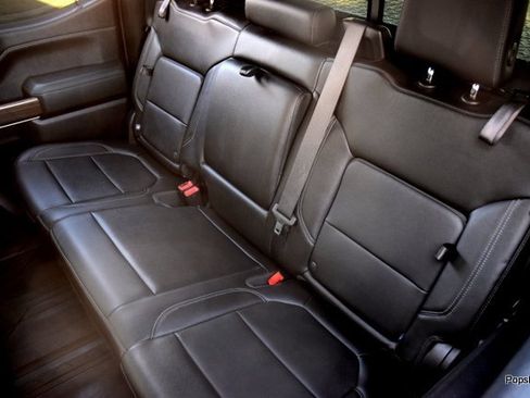 Used 2019 Chevrolet Silverado 1500 LT Trail Boss image 10