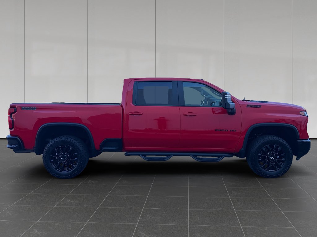 Used 2025 Chevrolet Silverado 2500 LT w/ Trail Boss Package AWD/4WD image 7