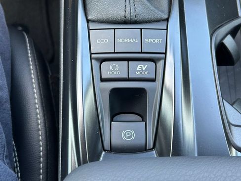 Used 2026 Toyota Camry SE w/ Multimedia Upgrade Package AWD/4WD image 28