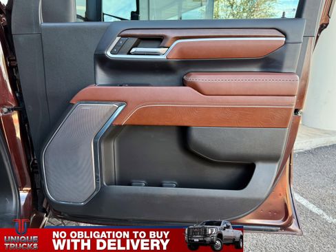 Used 2024 GMC Sierra 2500 Denali Ultimate image 30