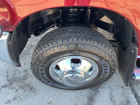 Used 2018 RAM 3500 Tradesman w/ Chrome Appearance Group image 15