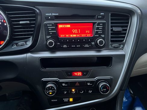 Used 2012 Kia Optima LX image 19