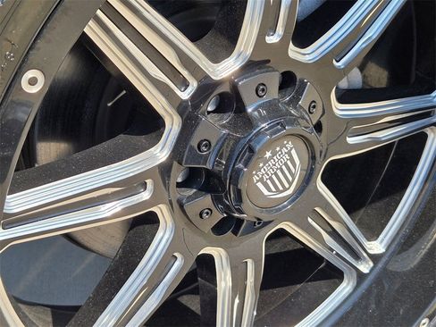 Used 2020 Chevrolet Silverado 1500 Custom w/ Custom Value Package image 30