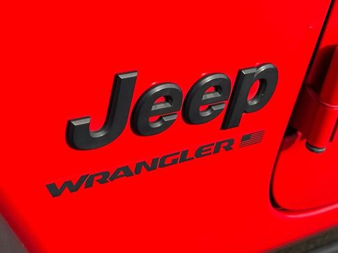 Used 2023 Jeep Wrangler Sport S image 2