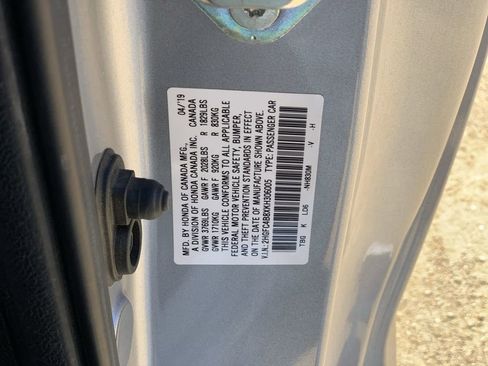 Used 2019 Honda Civic Sport image 32