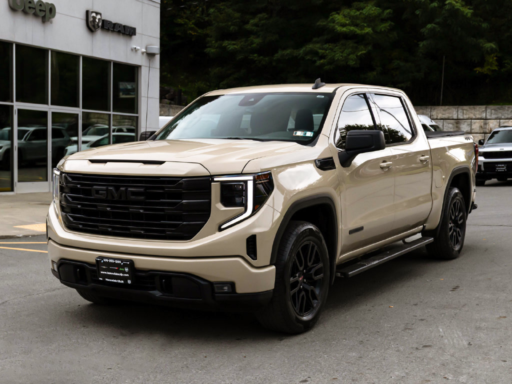 Used 2022 GMC Sierra 1500 Elevation AWD/4WD image 2