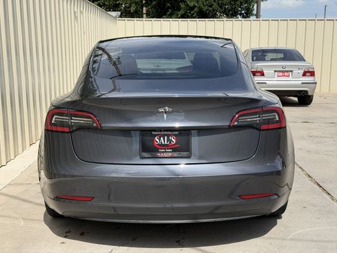 Used 2022 Tesla Model 3 Standard Range RWD image 6