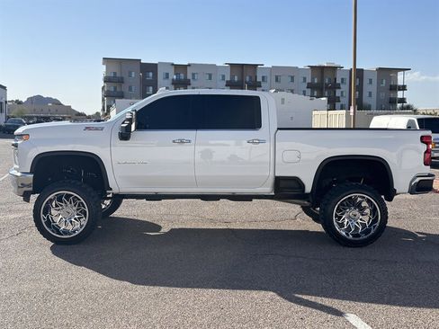 Used 2023 Chevrolet Silverado 2500 LTZ w/ LTZ Premium Package image 7