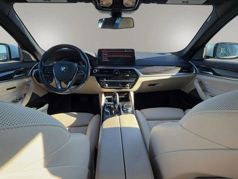 Used 2023 BMW 540i xDrive w/ Premium Package AWD/4WD image 9