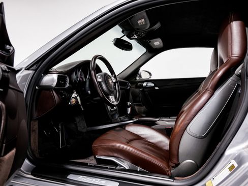 Used 2007 Porsche 911 Turbo image 18