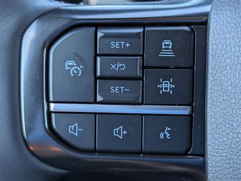 New 2025 Ford F150 Platinum w/ FX4 Off-Road Package image 22