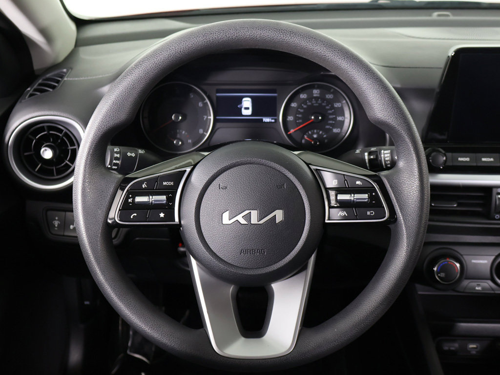 Certified 2024 Kia Forte LXS w/ LXS Technology Package FWD image 36