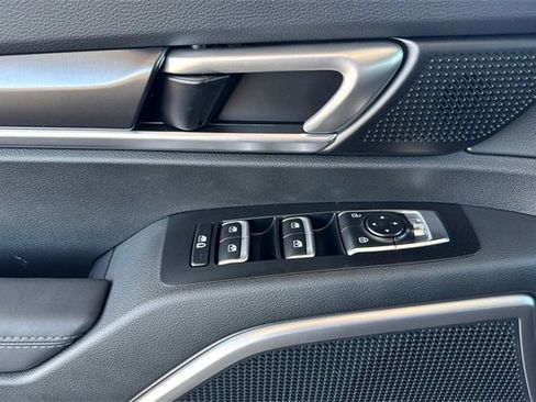 New 2025 Kia Telluride S image 12