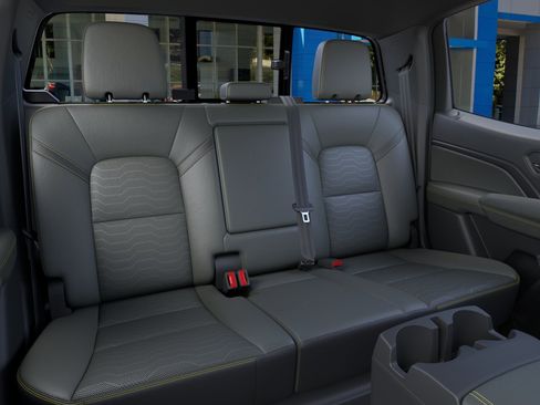 New 2026 Chevrolet Colorado ZR2 AWD/4WD image 18