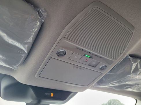 New 2026 Nissan Kicks SR w/ Cold Weather Package image 29