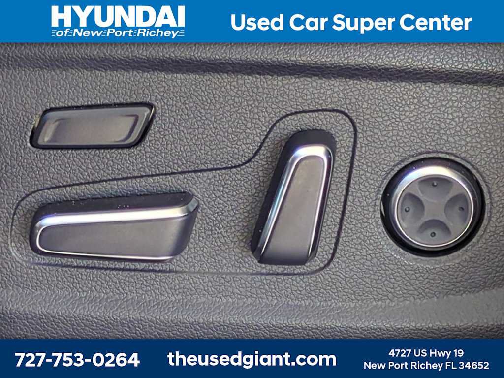 Used 2023 Hyundai Palisade Limited AWD/4WD image 23