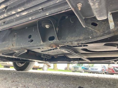 Used 2004 GMC Envoy SLE w/ Preferred Equipment Group image 40