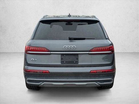 Used 2022 Audi Q7 Premium Plus image 6