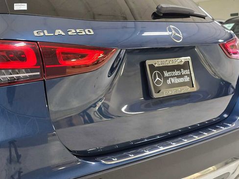 Certified 2022 Mercedes-Benz GLA 250 4MATIC image 13