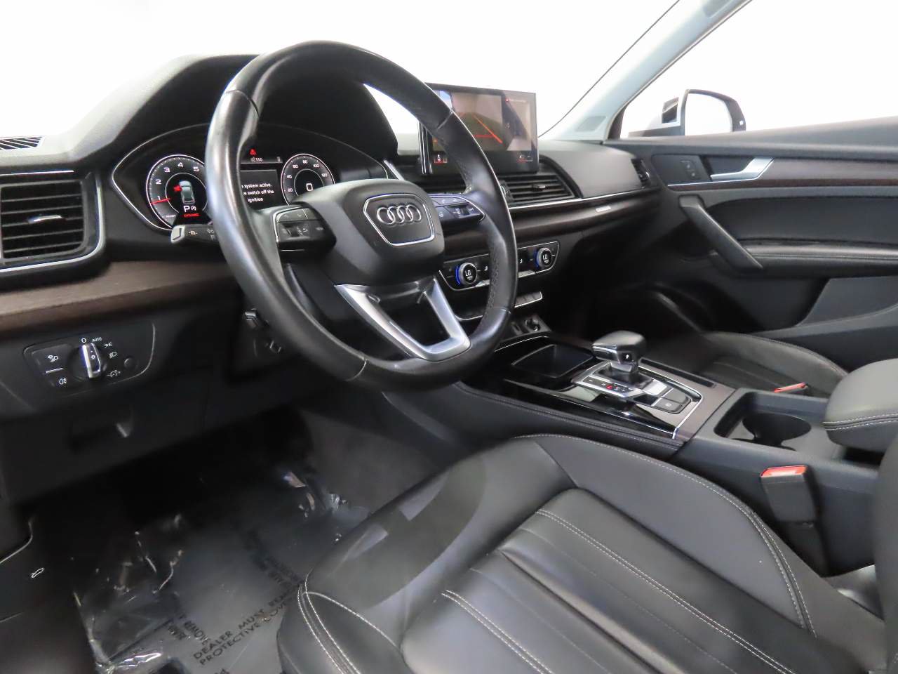 Used 2023 Audi Q5 2.0T Premium Plus AWD/4WD image 9