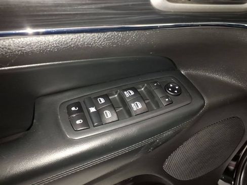 Used 2020 Jeep Grand Cherokee Limited AWD/4WD image 15