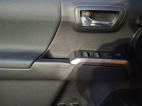 Certified 2023 Toyota Tacoma TRD Sport image 19