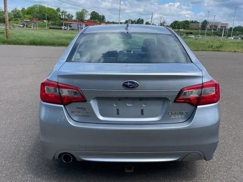 Used 2017 Subaru Legacy 2.5i Limited AWD/4WD image 7