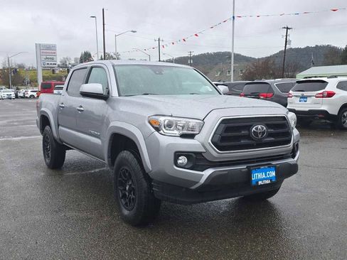 Used 2021 Toyota Tacoma SR5 image 7